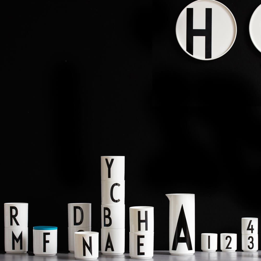 DesignLetters Porzellan-Becher O Weiß – Bild 8